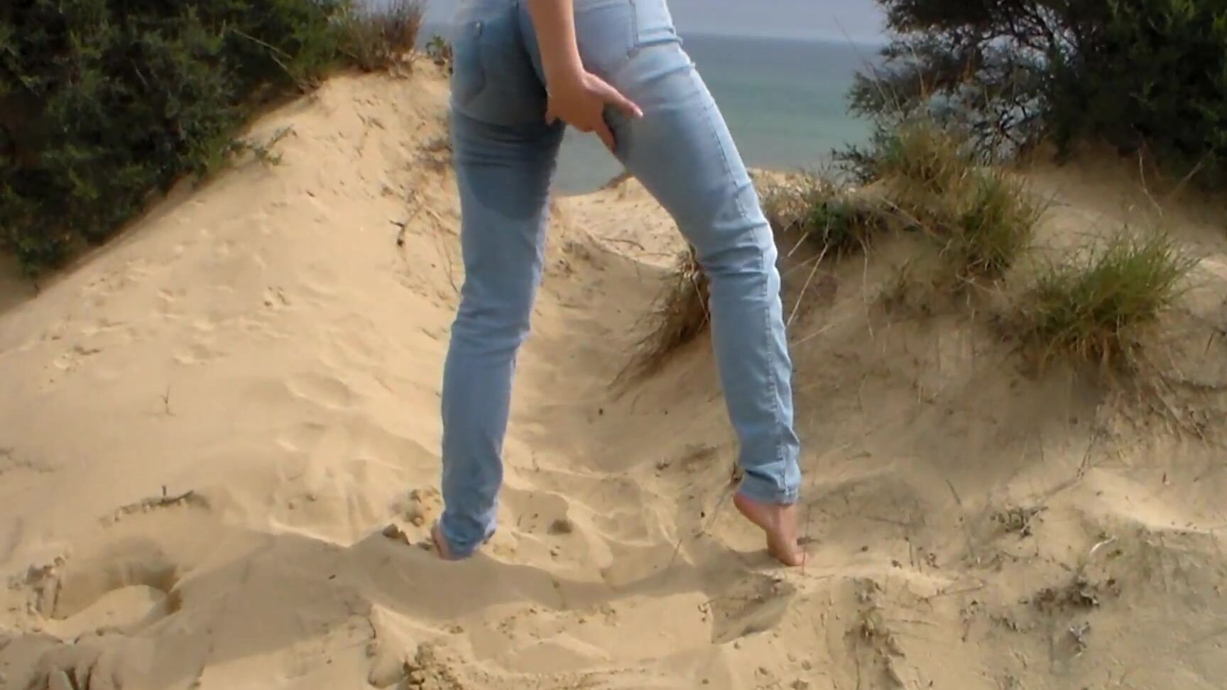 julia jordan jeans catsuit wetting on the beach