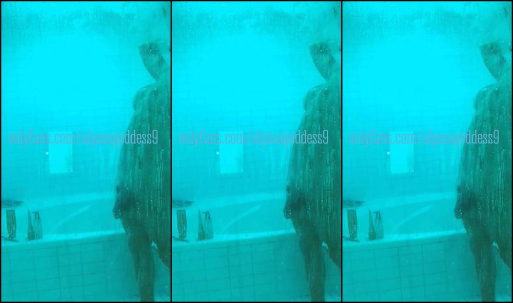Alyssagoddess Shower Peep Show I Love A Long Steamy Shower Take A