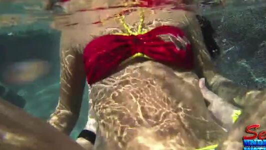 SexUnderWater 2014 Model Training [solo] 332p Mix