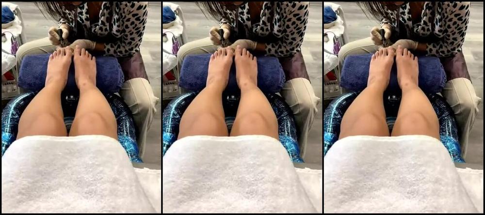 Lady Toro Nicknamed Theladytoro 04 05 2021 Onlyfans Video Stream Started At 04052021 0810 Pm Pedicure Time