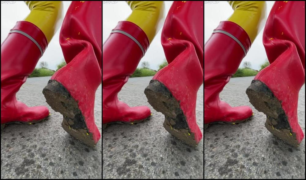 Mfetilicious Girls And Their Rubber Boots