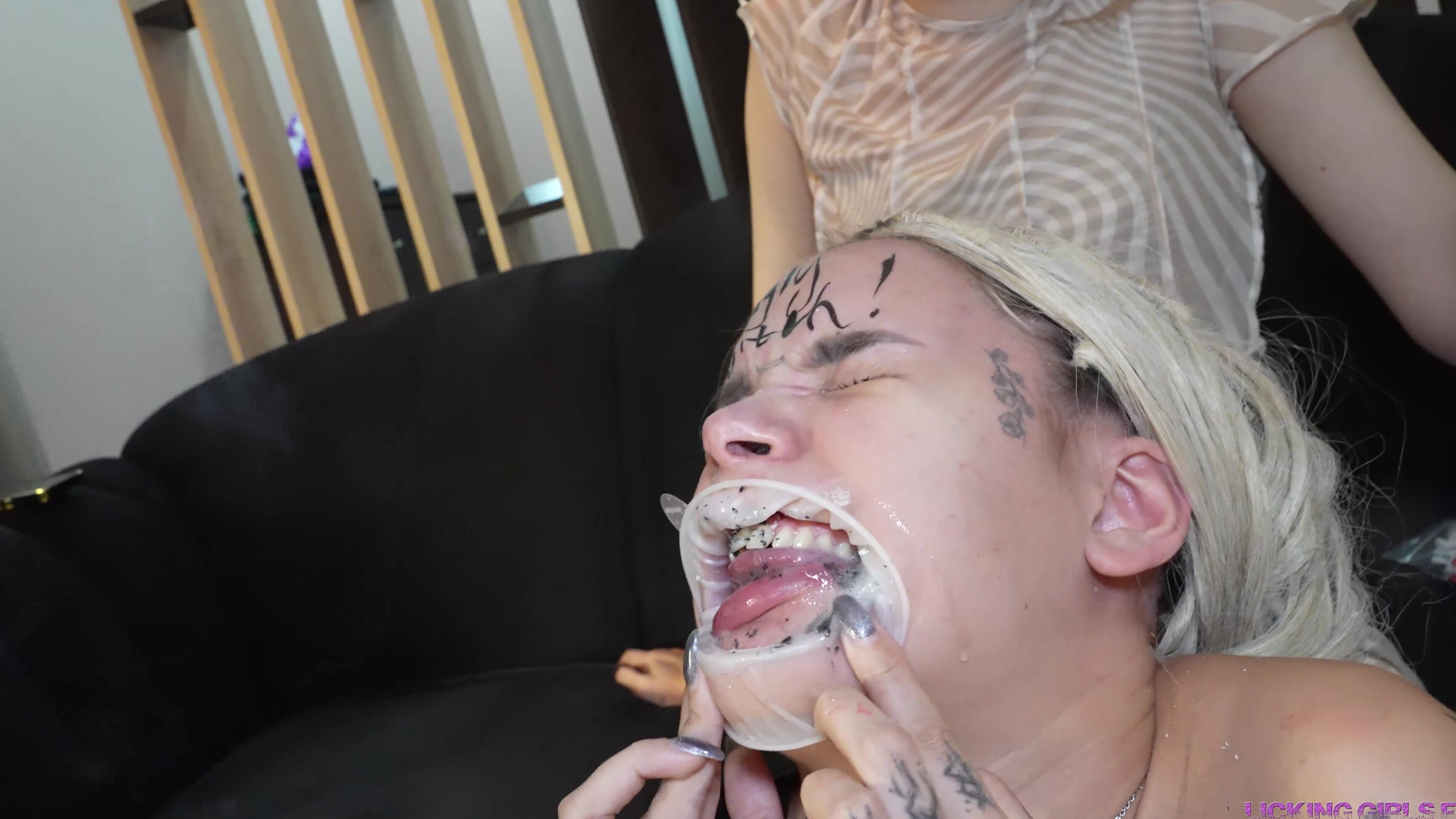 LICKING GIRLS FEET _ ALSU_ PAMELA and SARAH - Humiliation for a stupid bitch Fetish