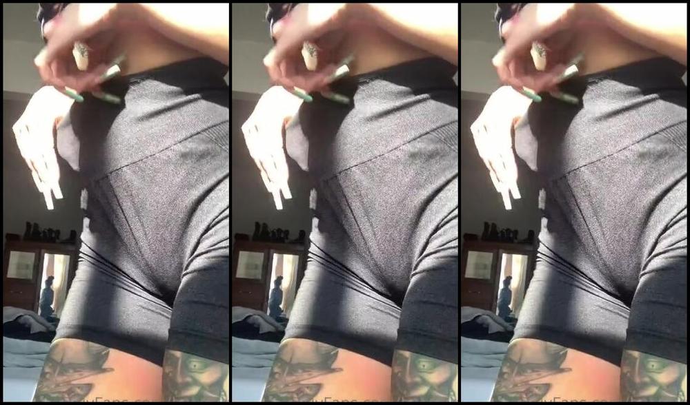 Habadomina Onlyfans Hope Everyone Has A Good Start To Their Week Enjoy Some Sunny Ass Worship And Spreading