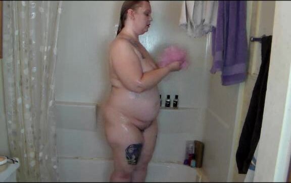 Greta Noir Bbw Showers