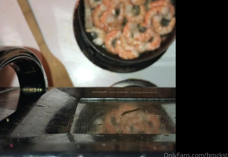 Brocksteelix Can You Smell What The Brock Is Cooking I Know Its Not The Bes