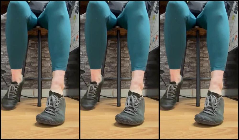 Athletoes Nicknamed Athletoes Onlyfans Just A Little Tease While I Eat My Snack