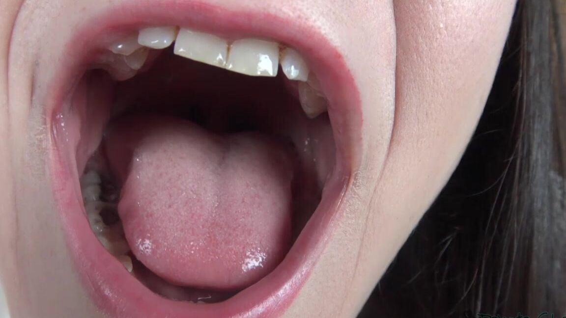 Dakotacharmsxxx Breath Smelling Feataddie Juniper