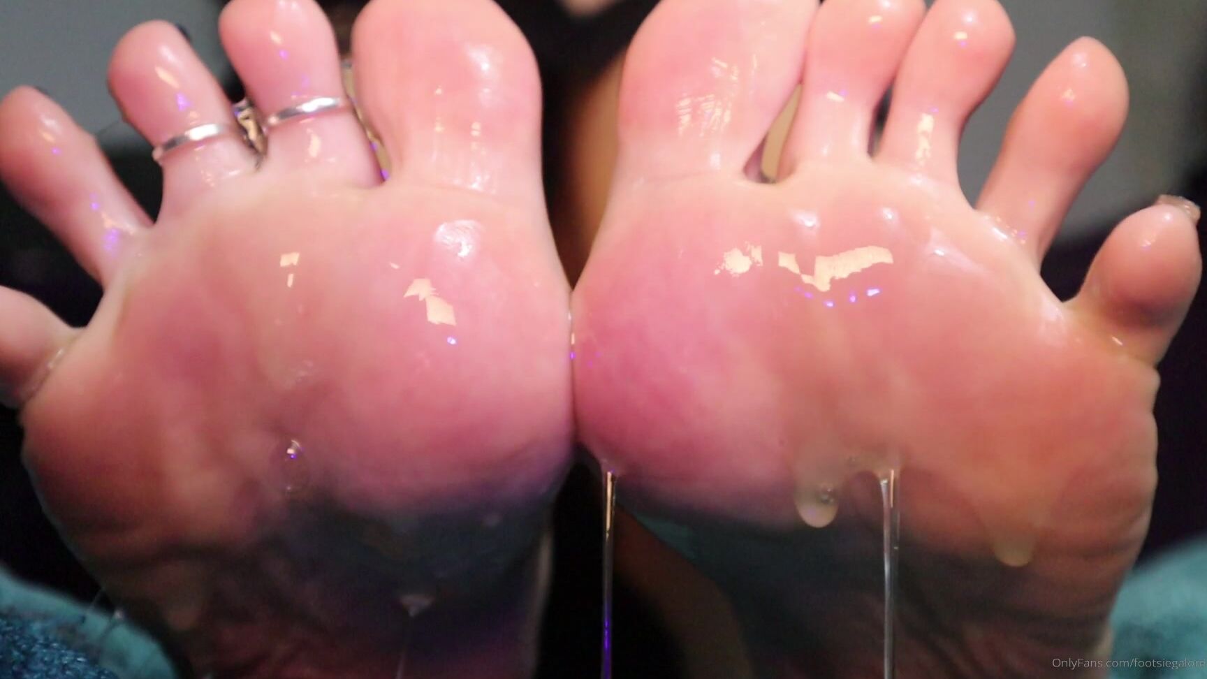 Footsiegalore Dripping