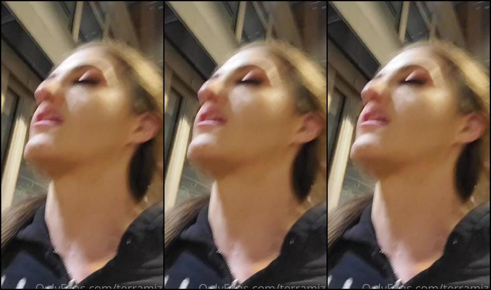 Terramizu Wandering The Streets Of Baltimore Inner Harbor With Queengialove