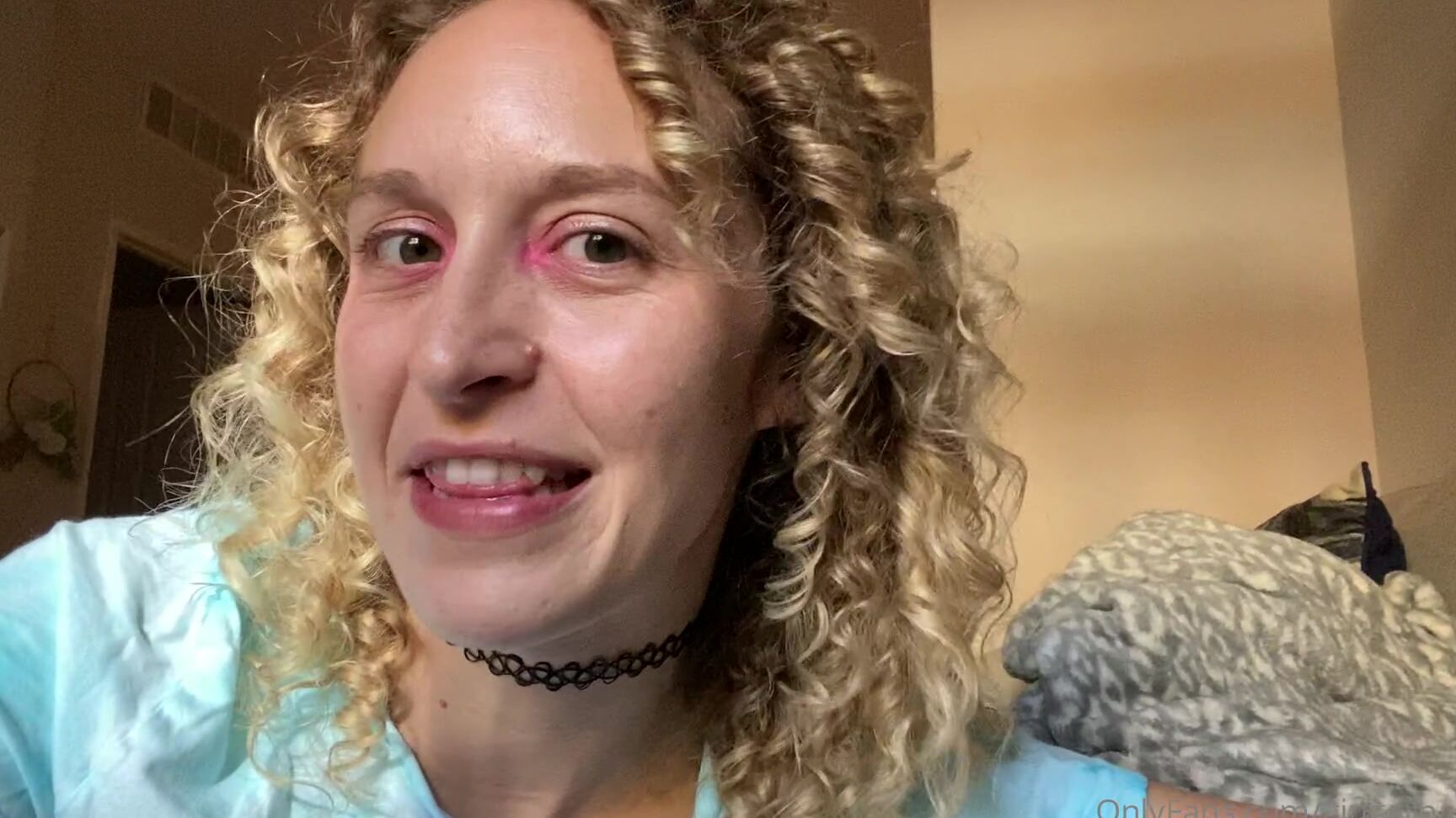 gingerbanks1-17-07-2020-545949401-story-time-sluttiest-night-of-my-life-in-college-at-age-19-let-me-know-if-you-want-m