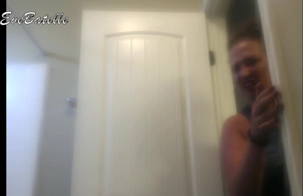 Eve Batelle Brat Exgirlfriend Vacuums Your Money Amp F