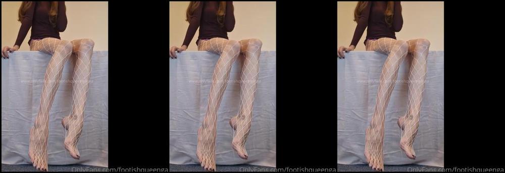 Footish Queen Galina Nicknamed Footishqueengalina 03 11 2023 Onlyfans Video Waiting For A Shop Assistant To Bring Me New Shorts To Try On