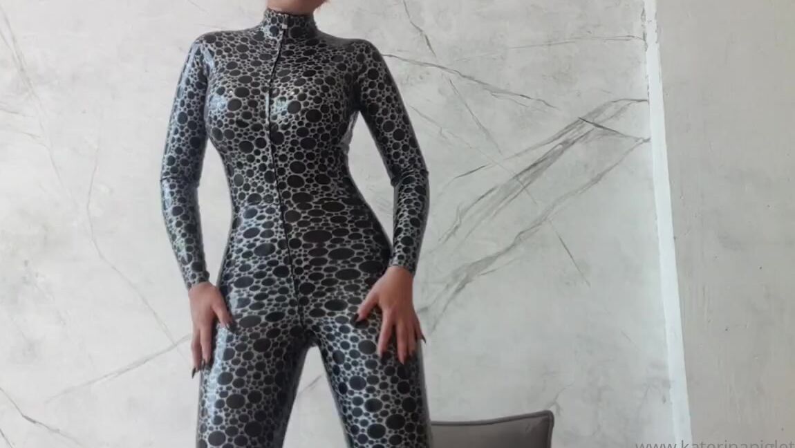 Katerina Piglet Nicknamed Katerinapiglet Femdom 10 01 2020 Onlyfans Video Moon
