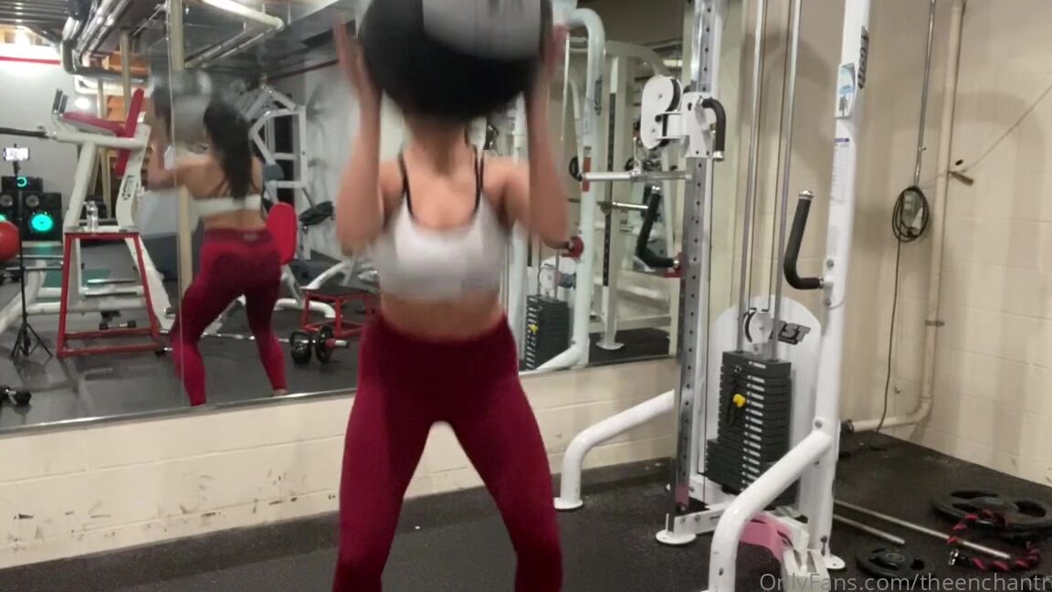 Theenchantressb My Min Workout Vid