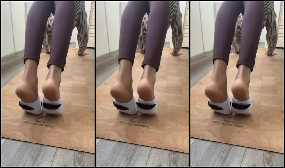 Venusian Soles Nicknamed Solesfromvenus 02 27 2024 Onlyfans Video Can I Tease You During Our Yoga Session