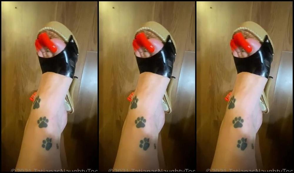 Tatianasnaughtytoes Nicknamed Tatianasnaughtytoes Onlyfans New 2021August10 What Color Should I Do Next