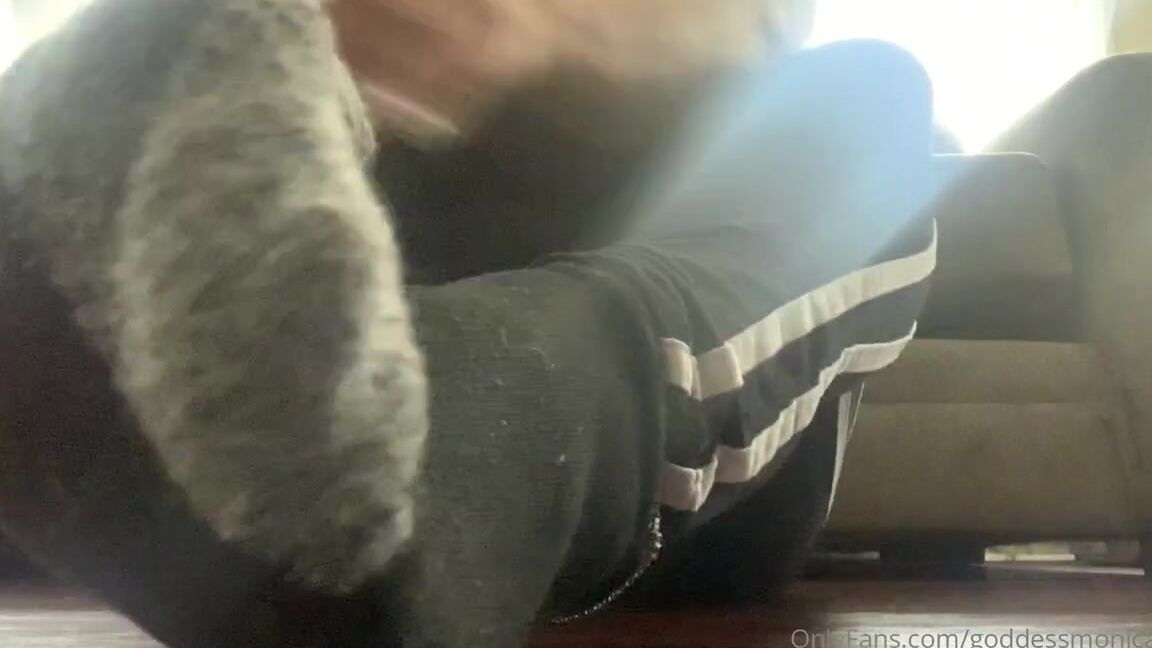 Goddessmonica00W Onlyfans Dirty Sock Joi Per Your Requestp