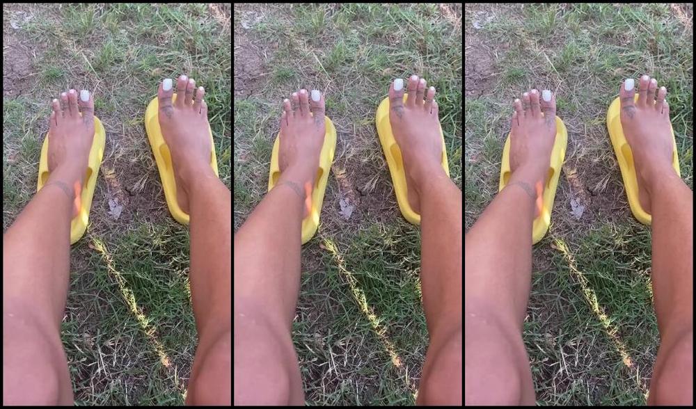 Zafeetllc Onlyfans Wiggling In The Sun