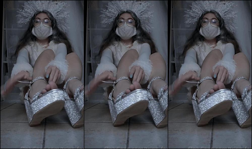 Trins Feet Ice Cold You Re A Lowly Prince Who No One Wants To Marry I M Your Last Resort Many A Me