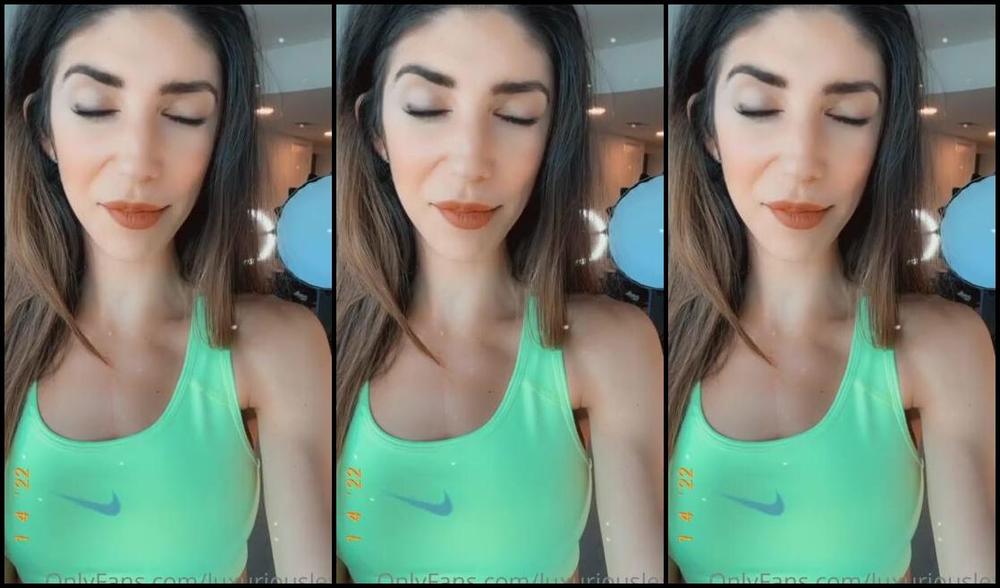 Luxuriouslexi Nicknamed Luxuriouslexi Onlyfans Roleplay Gym Perv Who Wants The Full Series