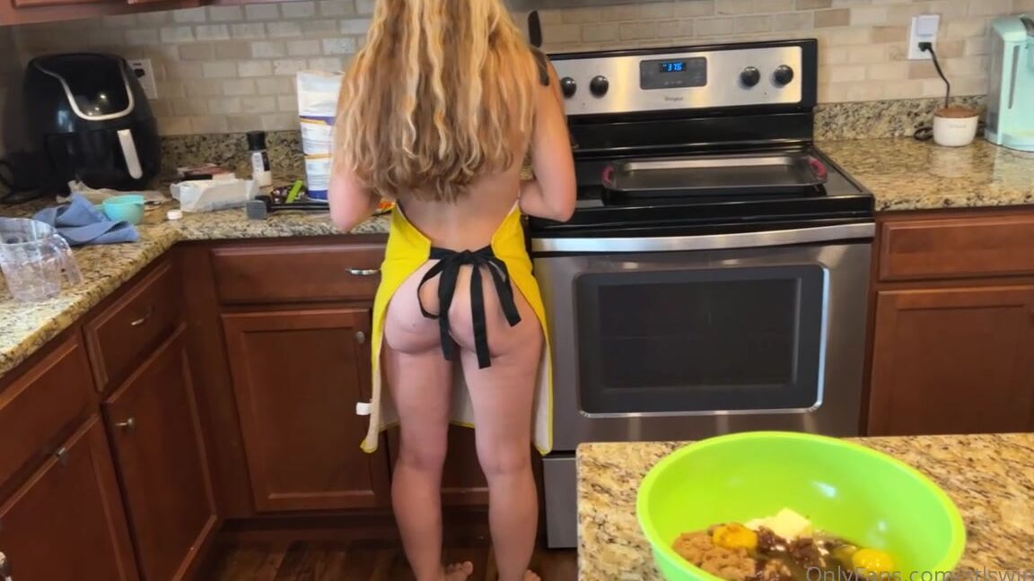 Stlswingers I Know This Is A Long One But I Felt Like Baking Cookies Naked Lol Hubby Said We Should