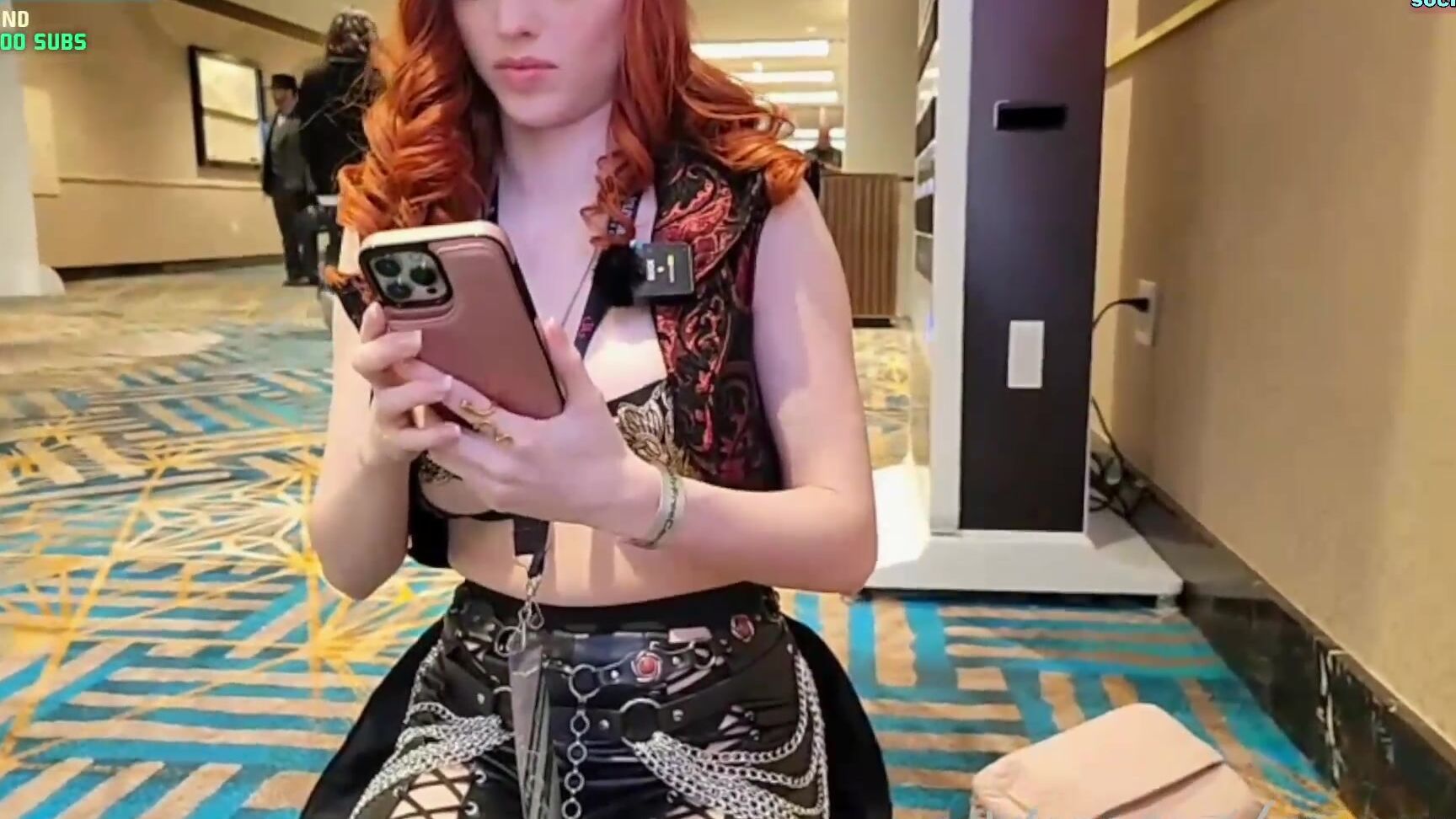 2023 01 08 Amouranth Khxed58Du2U4Kbc9E84Hcqim8Rbr62Mg Source