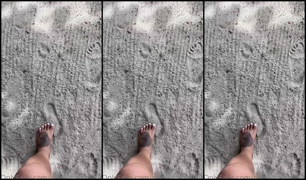 Iwantnique Onlyfans Come Enjoy Belize With Me Walk Next To Me While Our Feet Sink In The Sand