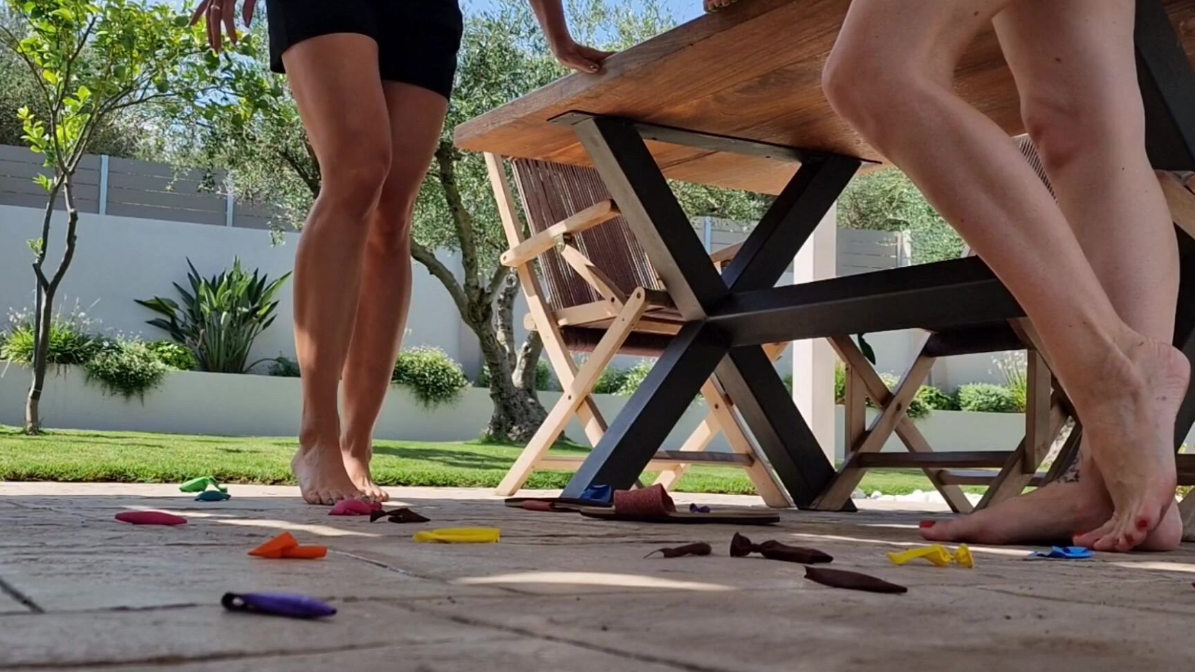 Lady Stefanie Gyros Girls  Platzangst  GERMAN iWantClips