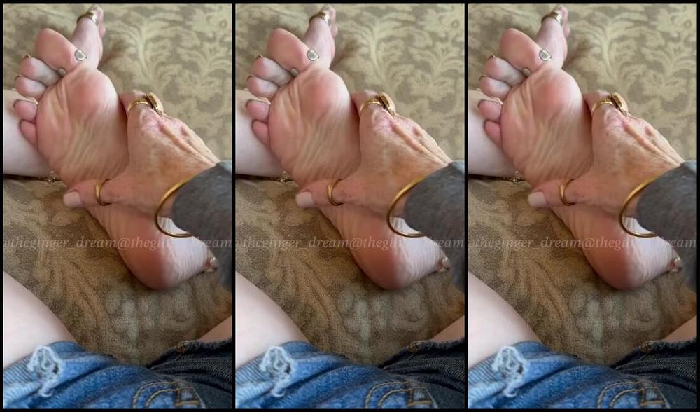 Thegingerdream Nicknamed Theginger Dream Onlyfans How Badly Do You Wish You Were Here With Me