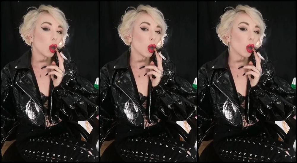 Queen Kinkerbell Nicknamed Kinkerbell23 Onlyfans Challenged Myself To See If I Could Smoke The Whole Thing Without Having To Ash