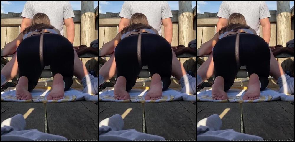 Froggeevip Onlyfans We Went For A Walk But When I Took Off My Sneakers He Went Completely Crazy For My Feet Than