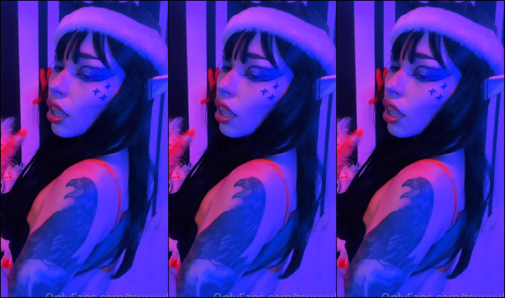 Tsuuyuki 2722106437 12 21 2022 Xmas