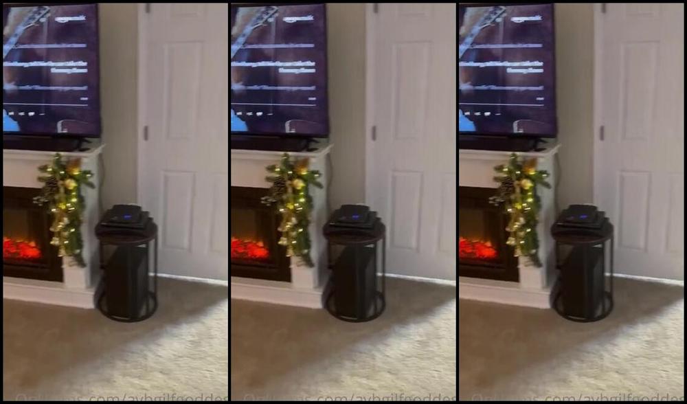 Avb Gilfgoddess Vip Nicknamed Avbgilfgoddess 11 30 2022 Onlyfans Video My Place At Christmas