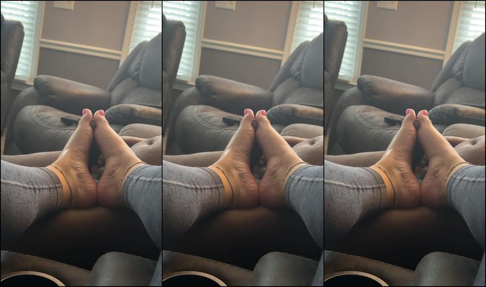 Prettyyheelz 3187048549 02 03 2024 We Were Supposed To Be Watching The Movie But He Couldn T Resist These Soles