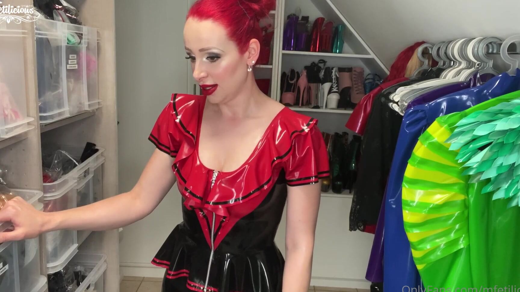 Mfetilicious How Do I Get My Girlfriend Into Latex I Get This Question Pretty Often So I Decided To Ma