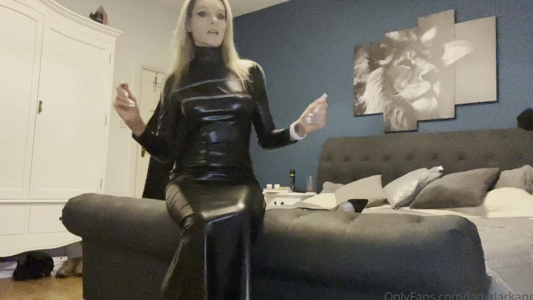 Lady Dark Angel Happy New Year I M Femme Fatale Tonight In A Murder Mystery Game