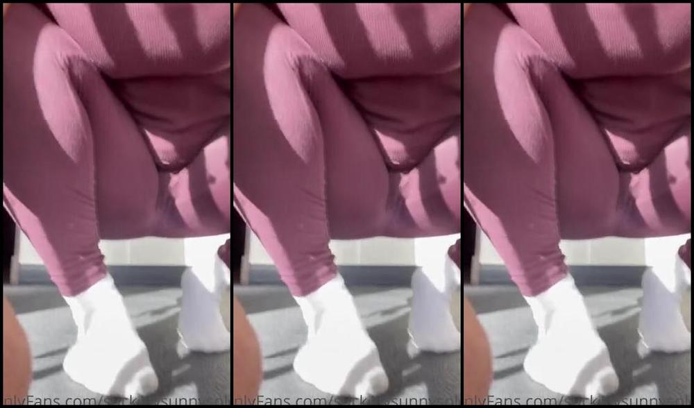 Sunny Nicknamed Suckmysunnysoles Onlyfans Slow Sock Removal