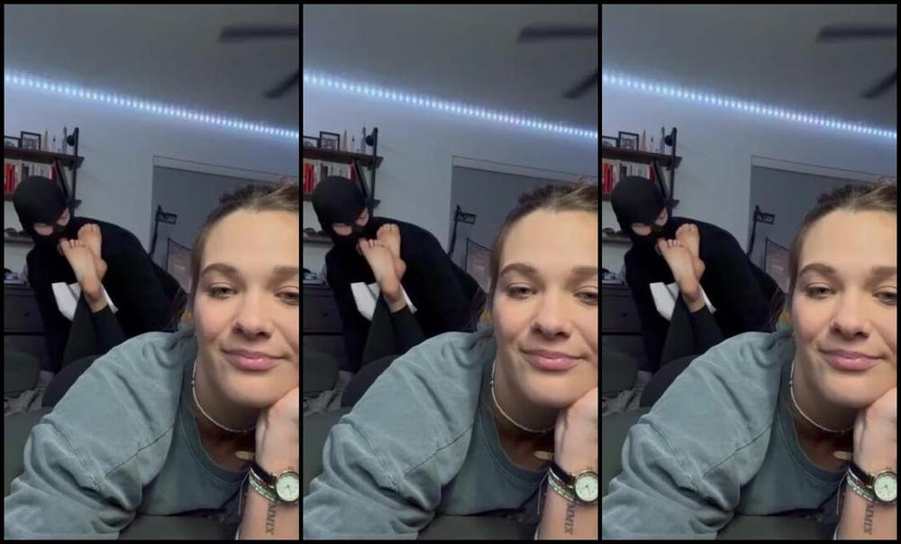 Linzi Little Aka Hang10Toess Foot Fetish 03 06 2024 Onlyfans Video Ive Been Out The Whole Day And Super Soles Was So Excited To Take Off My Sweaty 2P