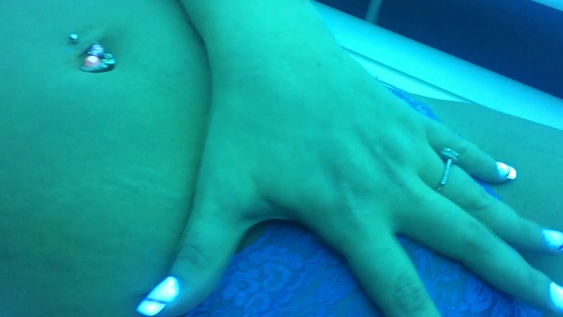 Goddess Siham Tanning And Pussy