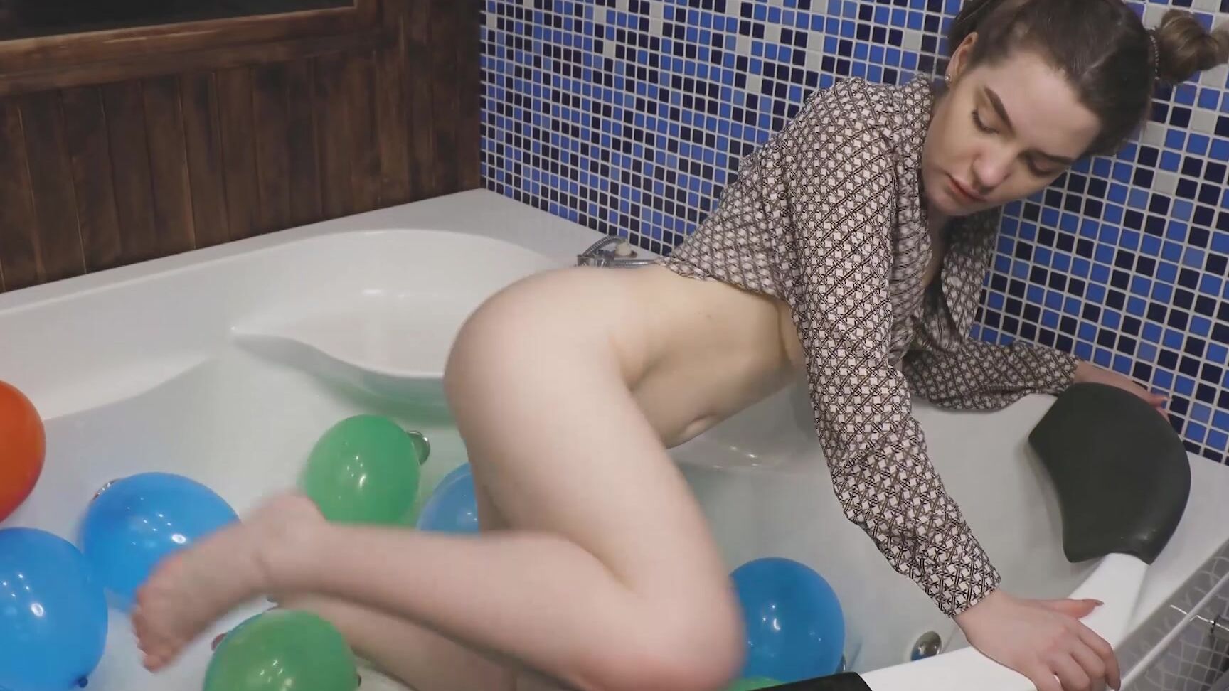 Solo 2020-03-20 Gala - Lush Body Video SiteRip