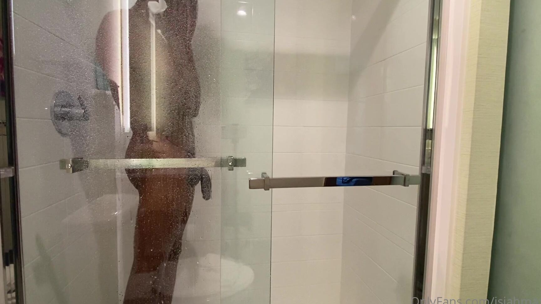 Isiahmaxwell Time To Get Ready For The Day