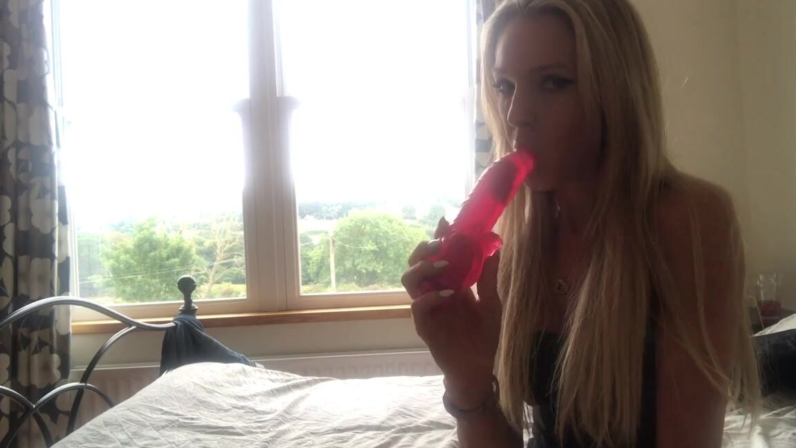 Ladydarkangeluk Onlyfans Ummm Dildo Playtime