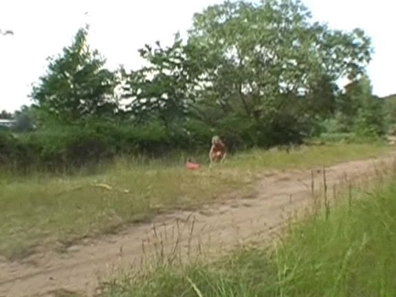 Public Invasion 042 Summer Girl 09-08-06 Public Invasion