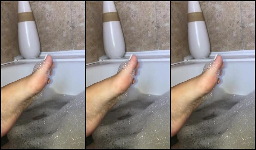 Footsiegalore Onlyfans Only Fans Exclusive Sexy Bubble Bath Video From Today With My Wrinkly Soles