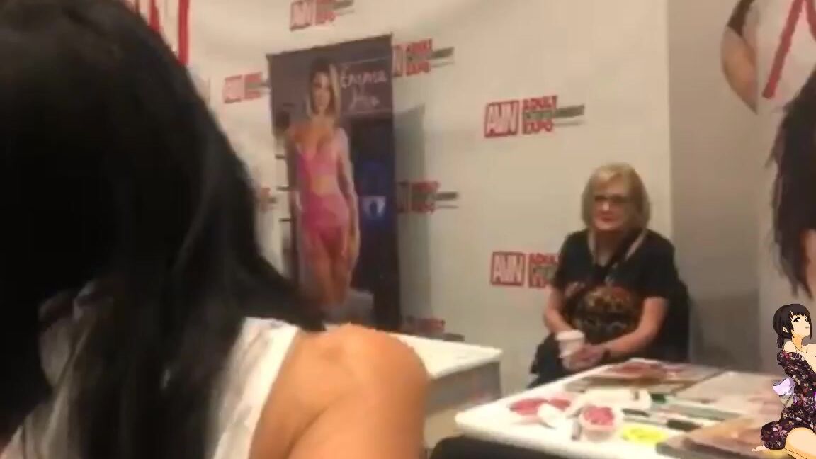 Asian,Kissing,Petite,Vlog,Erotic Dancers maricahase xxx trip to avn 3 ManyVids