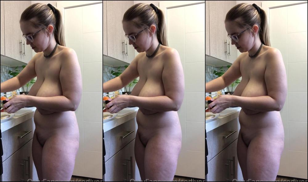 Codivore Please Hang Out With Me While I Make This Sandwich