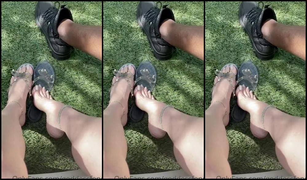 Fendi Feet Aka Goddessfendi Onlyfans Walking Around In Miami I Wanted To Relax Before My Flight This Nice Guy Sit Next To Him And Hep