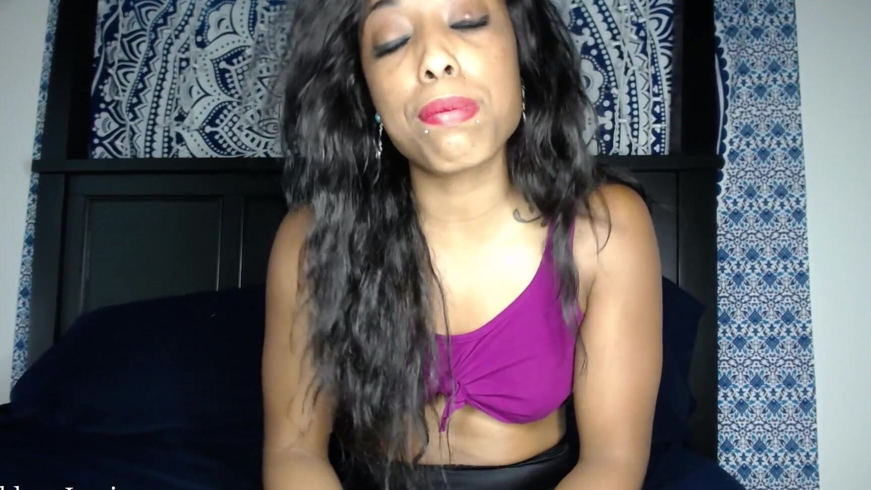 Goddess Lanie Completely Useless