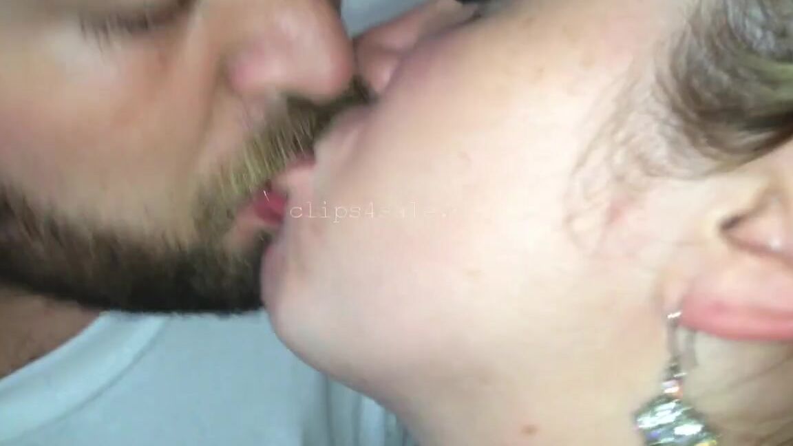 Kissingchannel Nicknamed Kissingchannel 10 08 2017 Onlyfans Video Shane And Eliza Kissing Video 3