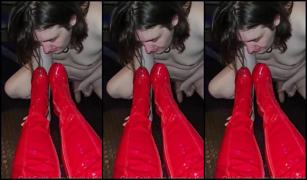 Lady Sara Borgia Onlyfans Cum On My Hot Red Boots Shirley